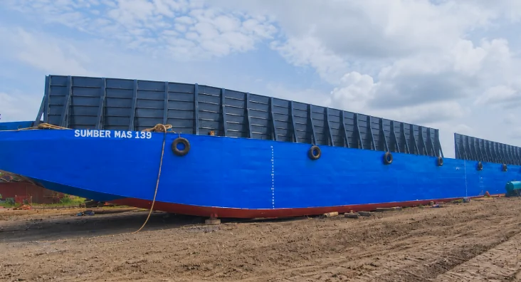 Barge protected with VK marine coating at a shipyard
